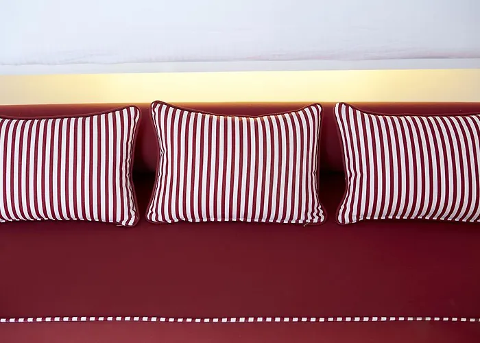 酒店 Adore Santorini 4*