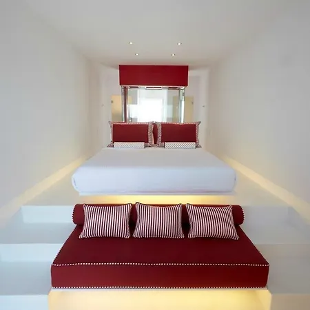 Hotell Adore Santorini 4*