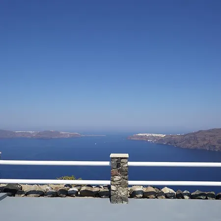 Adore Santorini
