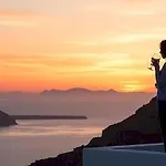 Hotel Adore Santorini 4*