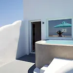 Adore Santorini