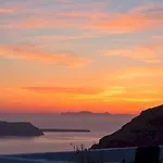 Adore Santorini Hotel 4*