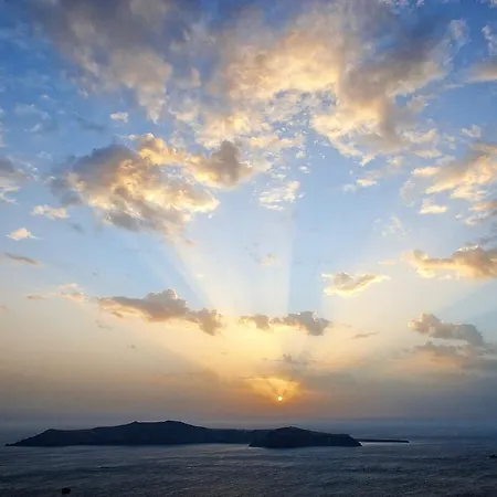 Szálloda Adore Santorini 4*