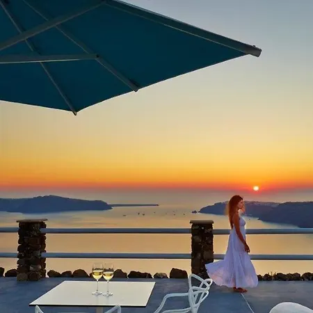 Adore Santorini
