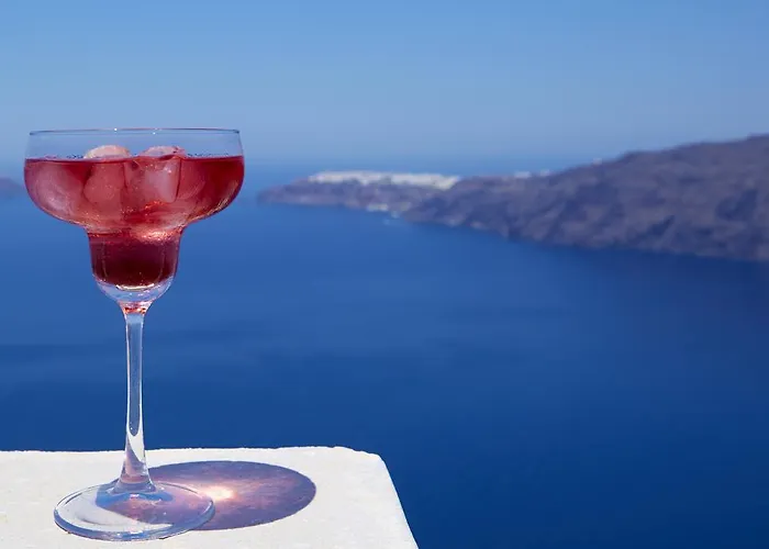 Adore Santorini 4* Imerovigli